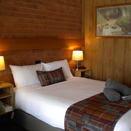 Moama Central Motel เอชูกา ภายนอก รูปภาพ