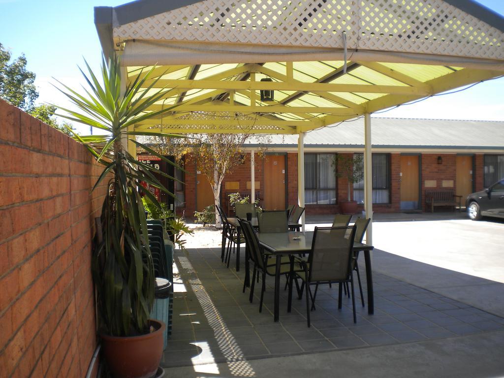 Moama Central Motel เอชูกา ภายนอก รูปภาพ