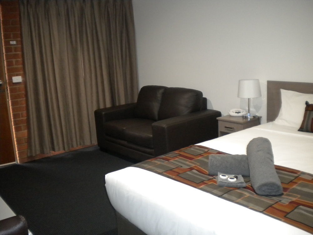 Moama Central Motel เอชูกา ภายนอก รูปภาพ