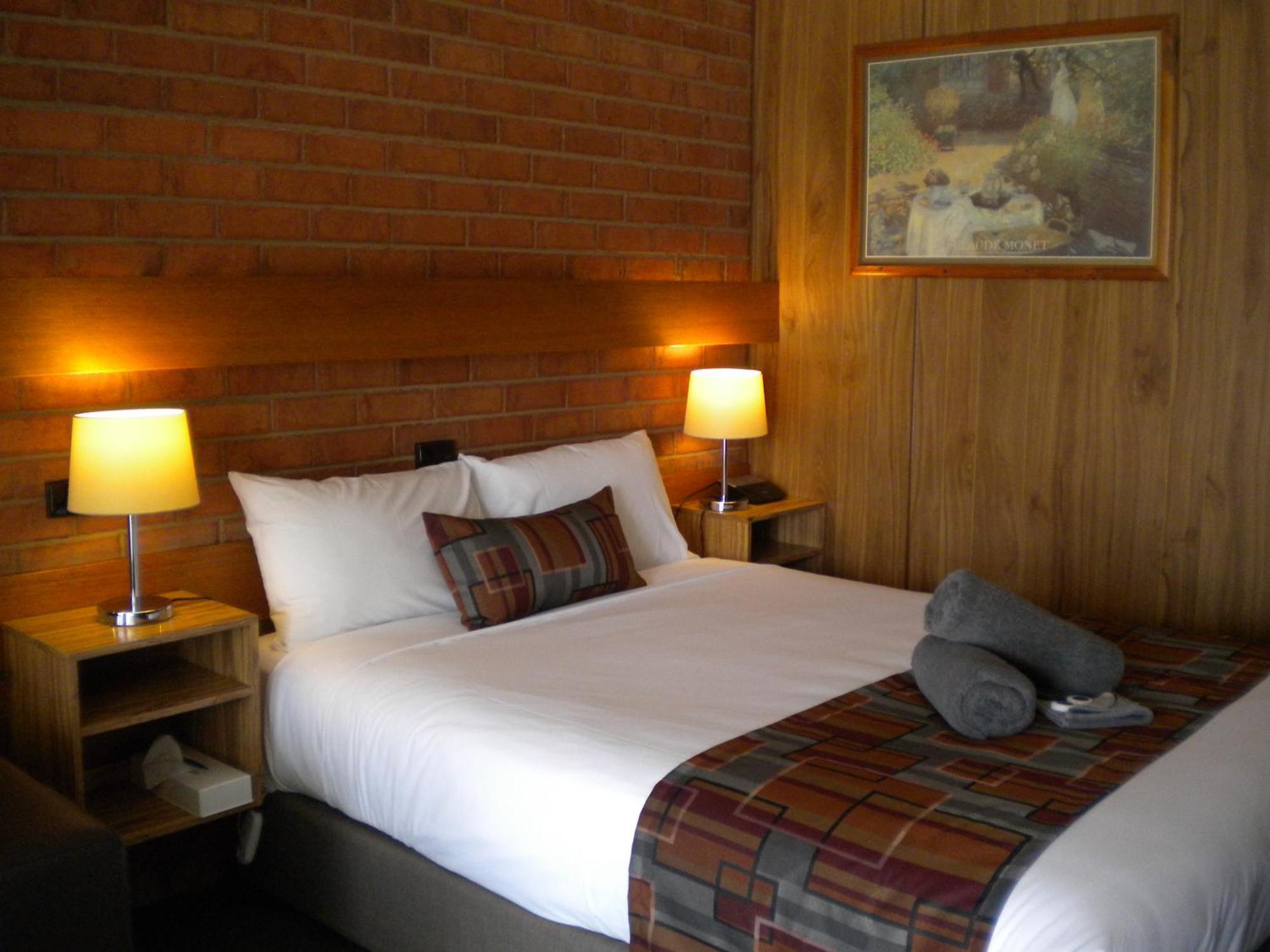 Moama Central Motel เอชูกา ภายนอก รูปภาพ