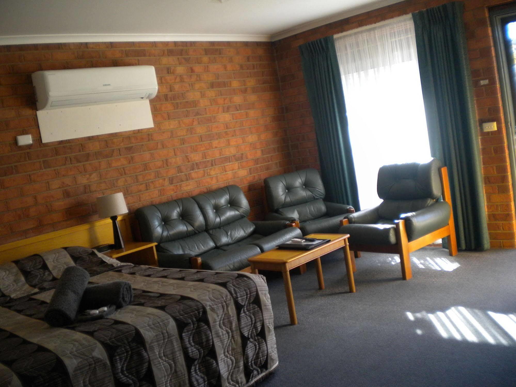 Moama Central Motel เอชูกา ภายนอก รูปภาพ